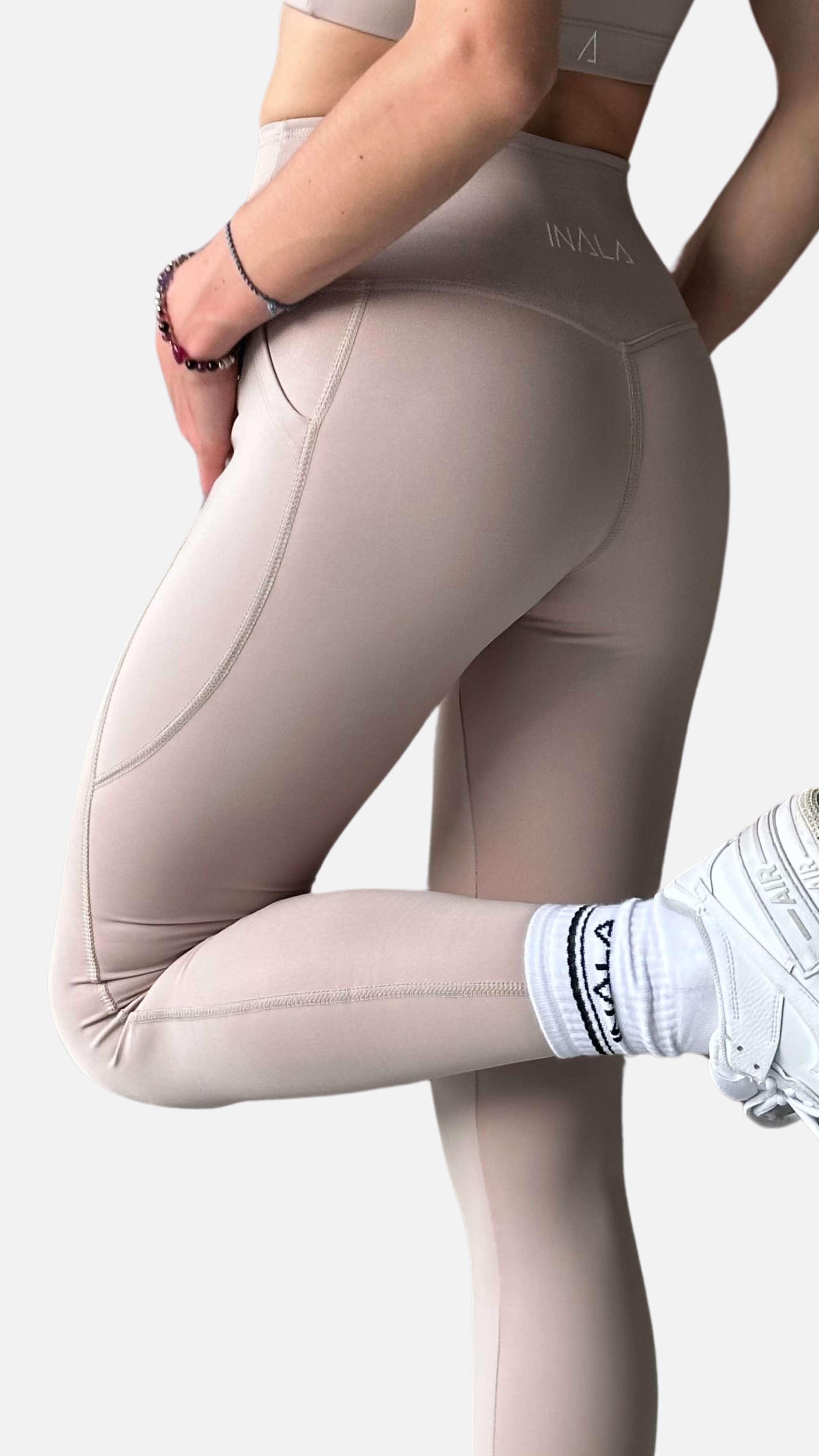 Flow Leggings con bolsillos laterales- Beige