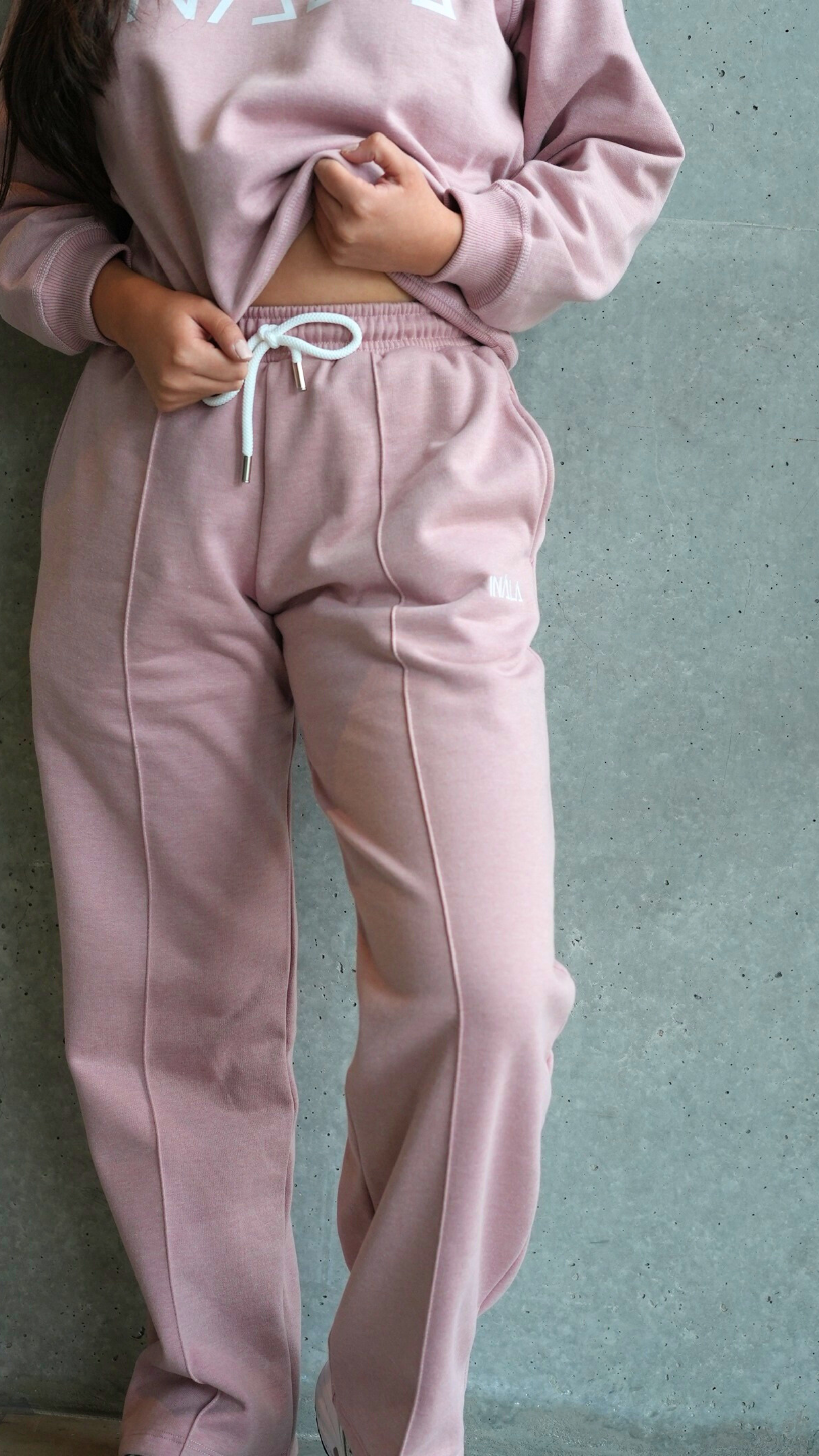 Wide-Leg Sweat Pants (basta ancha)- Pink