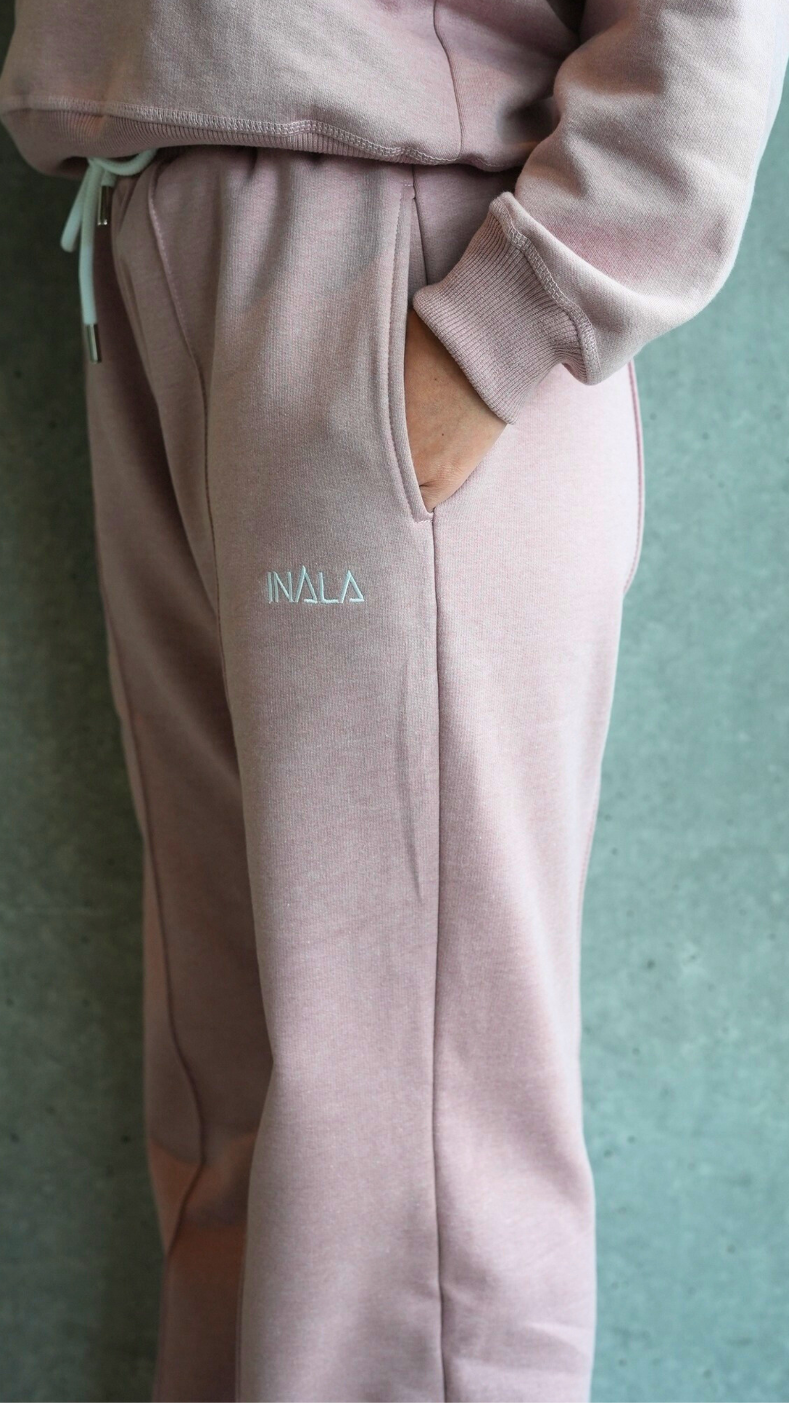 Wide-Leg Sweat Pants (basta ancha)- Pink