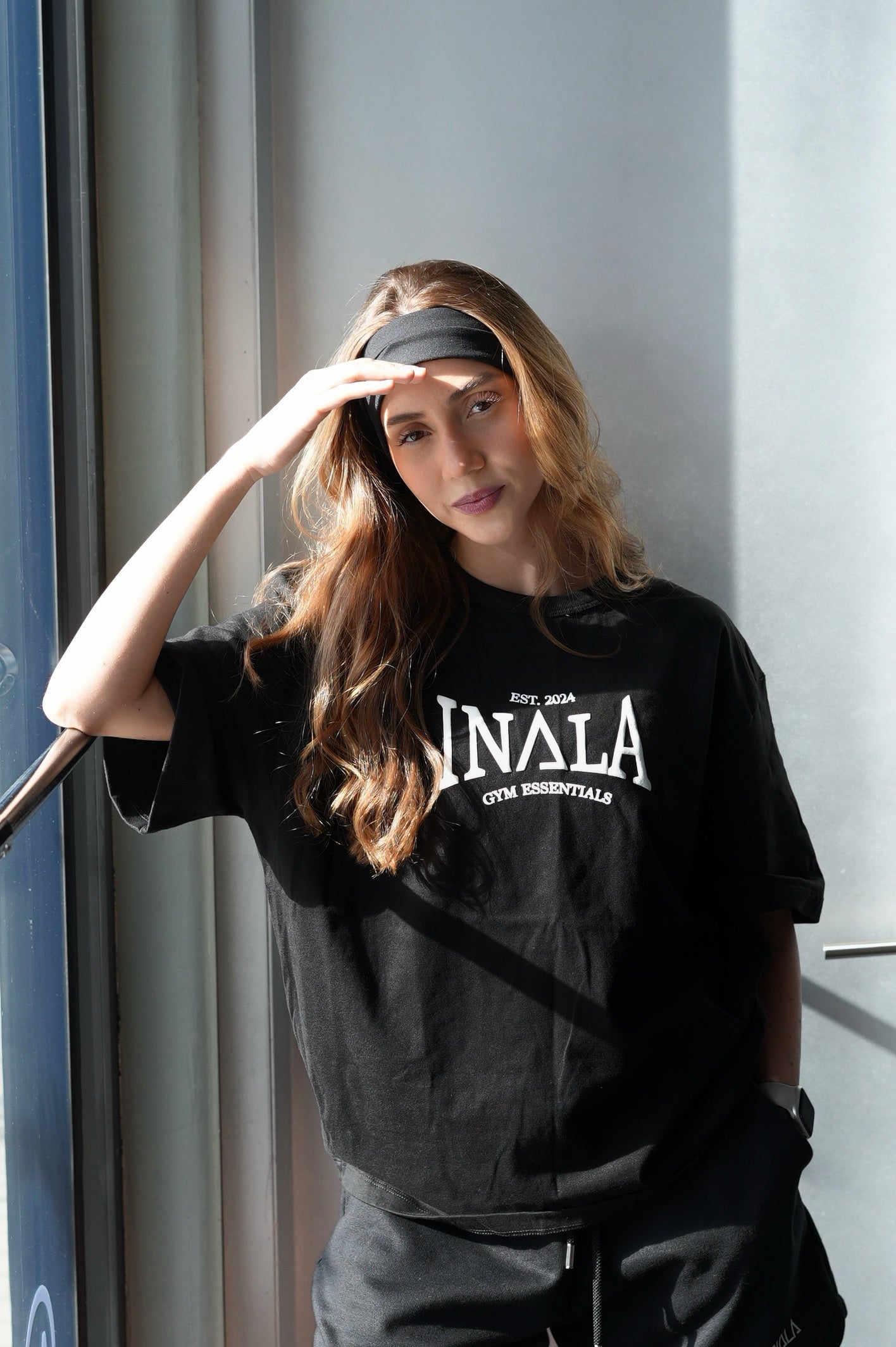 INALA Oversized T-Shirt- Black