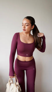 Dynamic Crop Top de manga larga- Wine